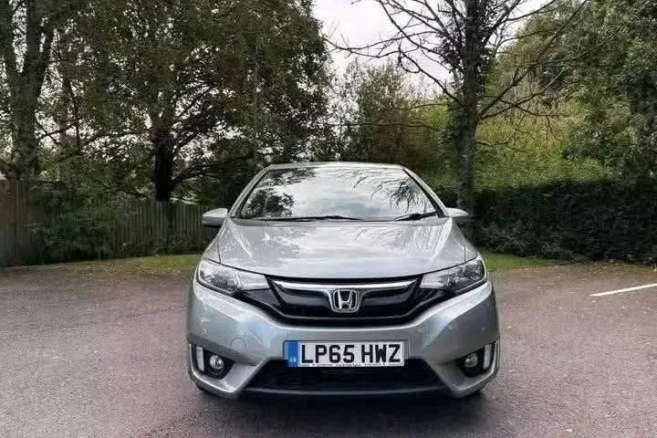 Silver Honda Jazz 1.3 CVT automatic, front view