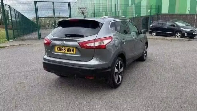 Grey Nissan Qashqai N-Connecta, rear three-quarter view with privacy glass